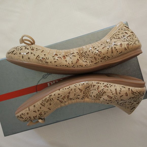 Prada Nude Vernice Soft 3 Cipria Bow Ballet Flats - Picture 4 of 9